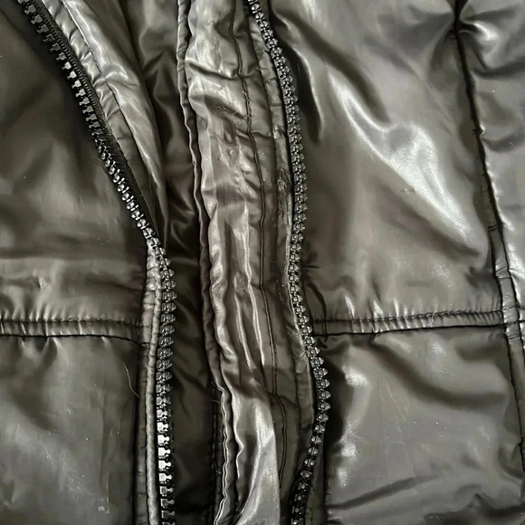 LE CHATEAU Black Puffer Coat  and Beige Fur Oversized Hoodie, Size XS/S - Picture 13 of 16